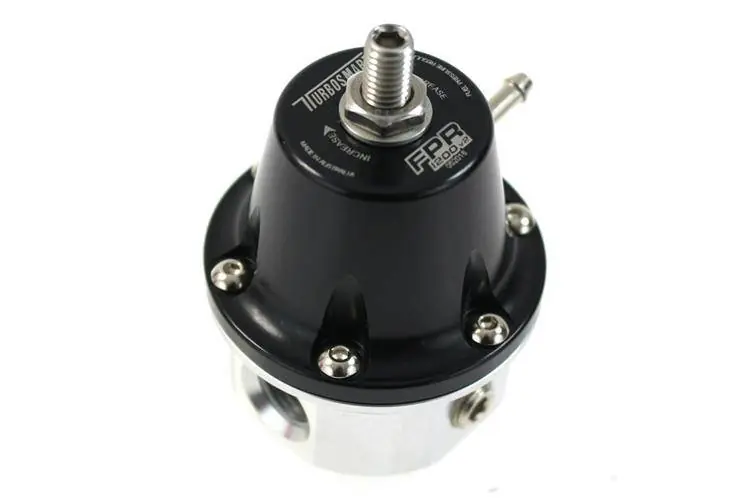 Regulator ciśnienia paliwa Turbosmart FPR1200 Nie przegap