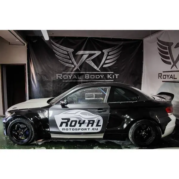 Kup teraz Royal Body Kit BMW E82 Próg Prawy