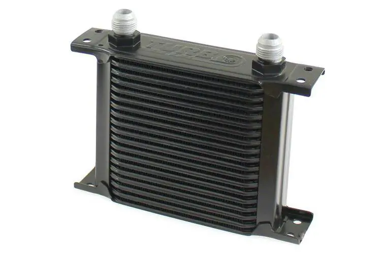 Chłodnica Oleju TurboWorks Slim Line 19-rzędowa 140x150x50 AN8 Black Obniżka ceny