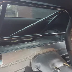 Do wyczerpania zapasów Rollbar skręcana pół klatka Chevrolet Corvette C5 Black